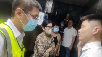 佳保开展某司老旧小区与零散商业安全巡查